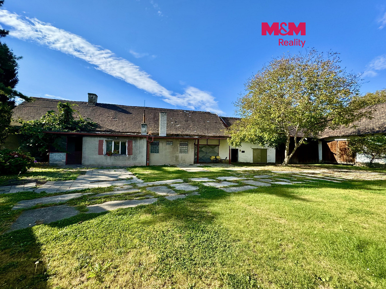 Kuća, 120 m², plac 1401 m²