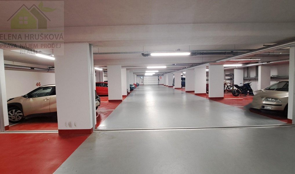 Garážové parkovací stání, ul. Sokolovská, Ostrava-Poruba, Ostrava – náhled fotky 4