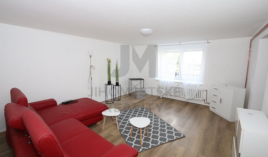 Pronájem domu 90 m², Praha – fotka 1 z 19