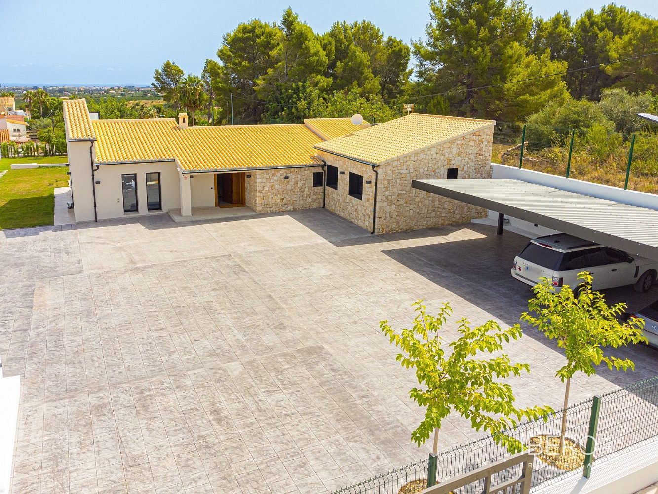 Prodej domu 260 m² s pozemkem 8 000 m² – další