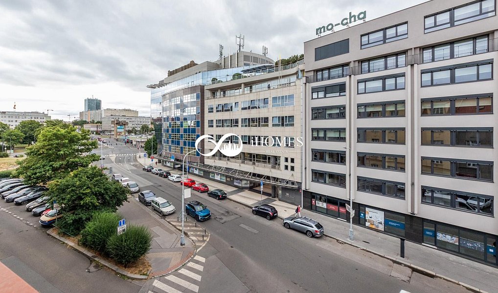 Prodej bytu 1+1 55 m², Praha – náhled fotky 26