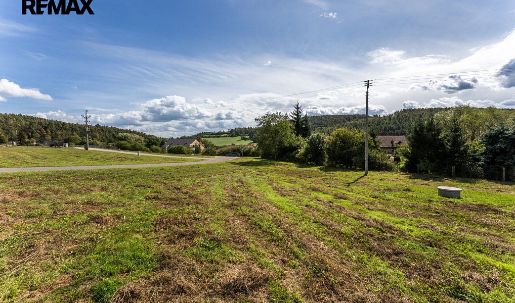 Prodej stavebního pozemku 1 183 m², Obory – náhled fotky 19