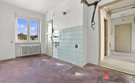 Prodej bytu 2+1 63 m², Myslbekova, Ostrov, okres Karlovy Vary