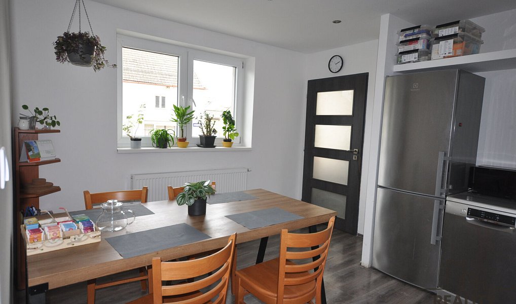 Prodej domu 215 m² s pozemkem 211 m², Krčmaň – náhled fotky 4