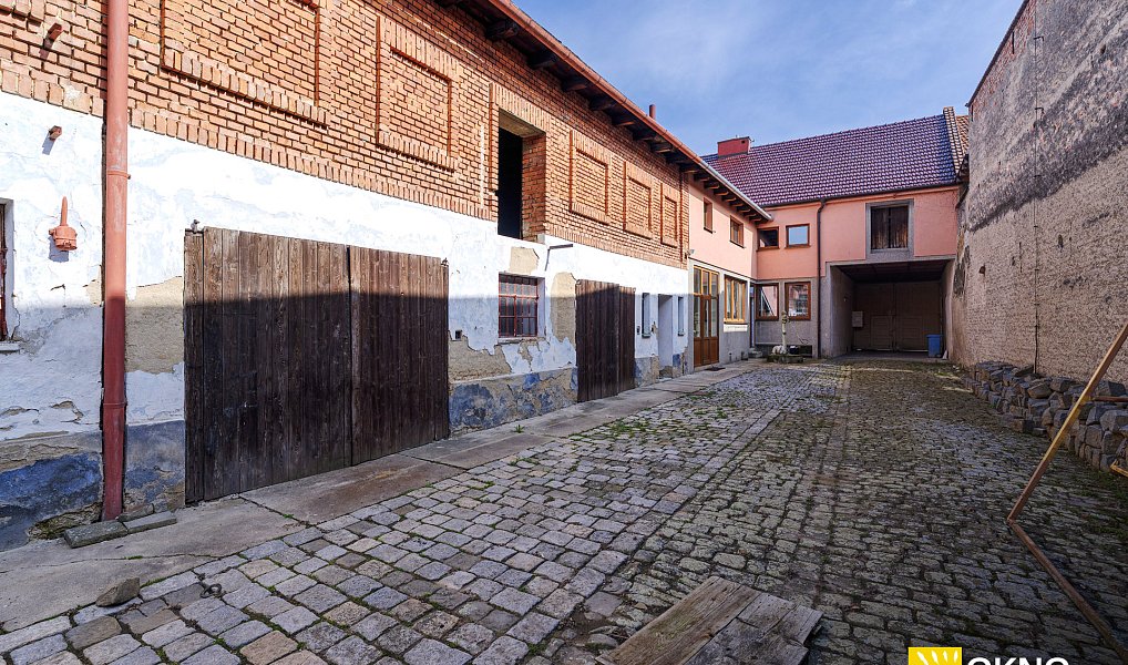 Prodej domu 600 m² s pozemkem 1 240 m², Hrubčice – náhled fotky 22