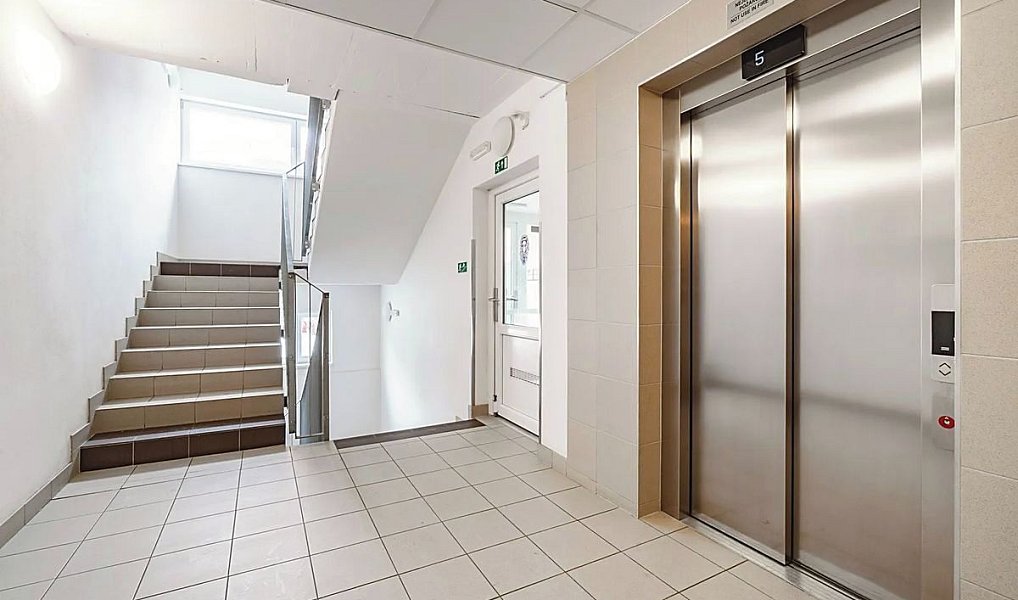 Prodej bytu 1+kk 94 m², Hostivice – náhled fotky 14