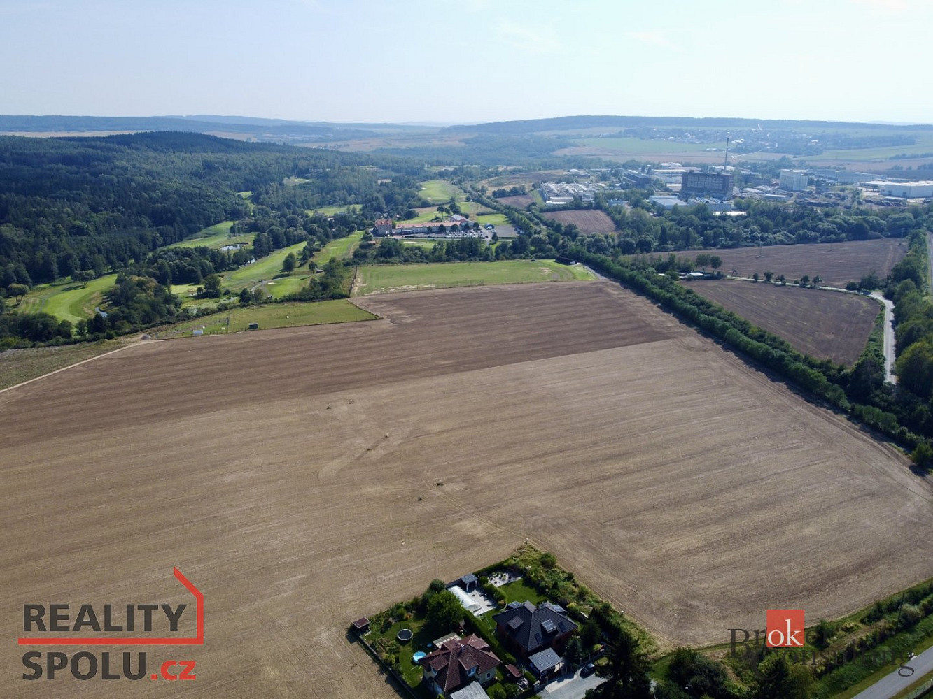 Prodej stavebního pozemku 975 m² — photo 4