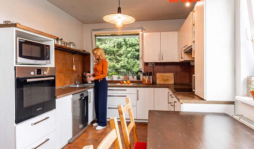Prodej domu 600 m² s pozemkem 1 197 m², Horní Maršov – náhled fotky 6