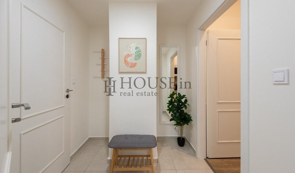 Prodej bytu 1+kk 32 m², Praha – náhled fotky 14