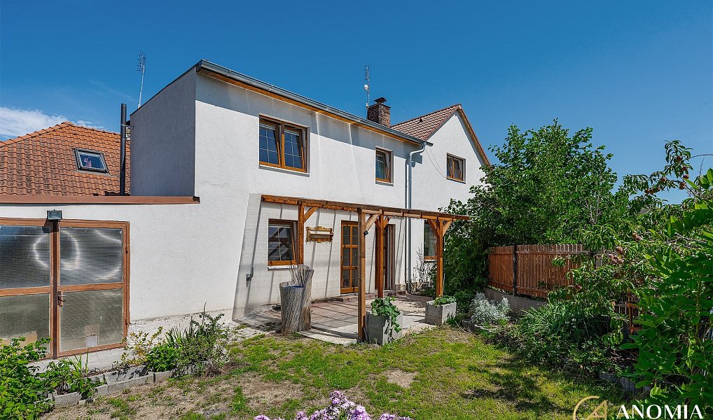 Prodej domu 200 m² s pozemkem 306 m², Hostomice – náhled fotky 10