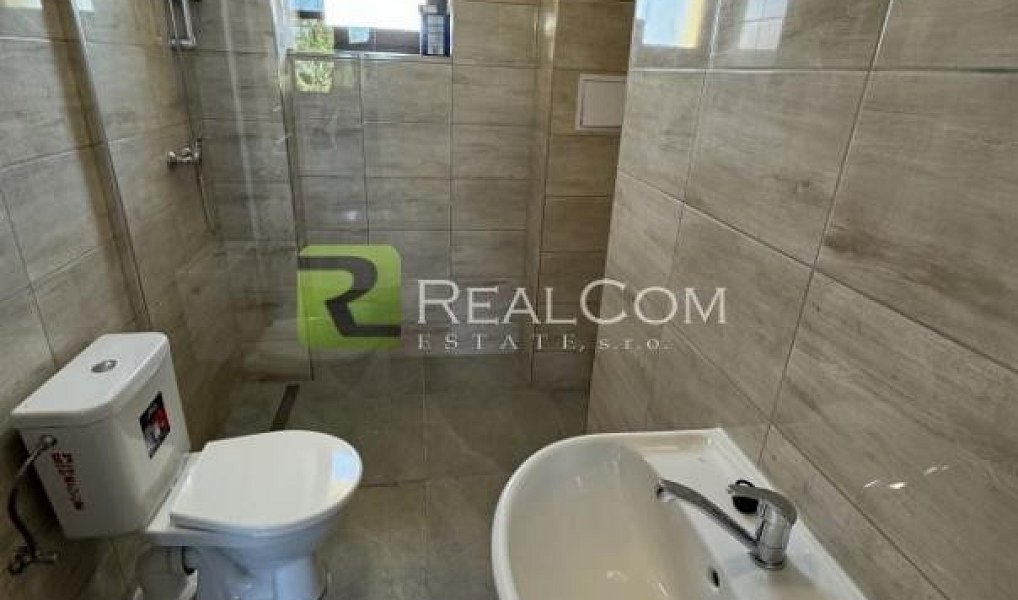 Pronájem bytu 2+1 42 m², Pečky – náhled fotky 4