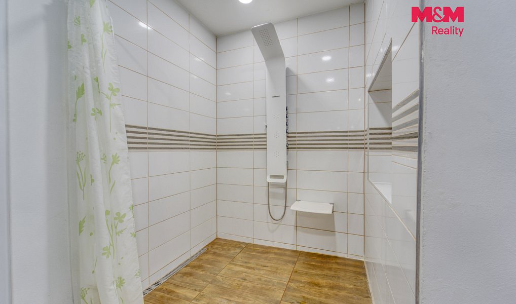 Prodej domu 197 m² s pozemkem 1 100 m², Horní Kozolupy – náhled fotky 8