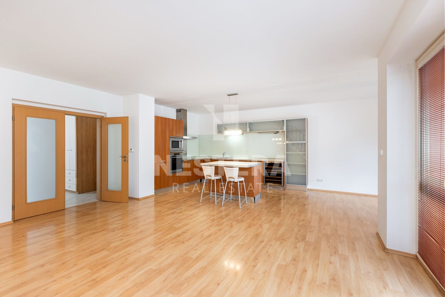 Prodej domu 198 m² s pozemkem 272 m² – fotografie 2
