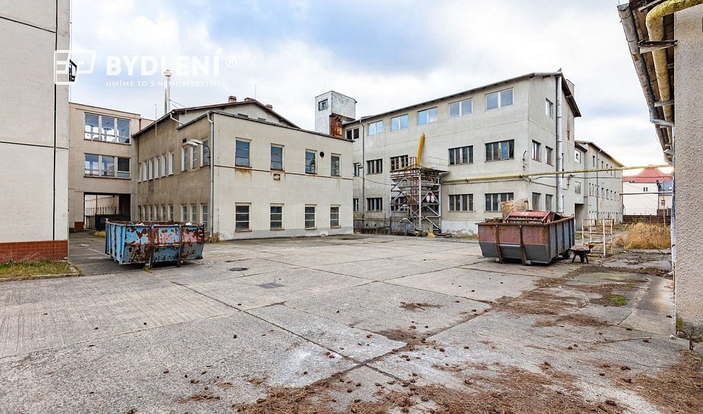 Prodej komerčního objektu (jiného typu) 11 341 m², Duchcov – náhled fotky 3