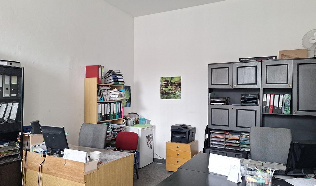 Pronájem kanceláře 18 m², Pardubice – náhled fotky 2
