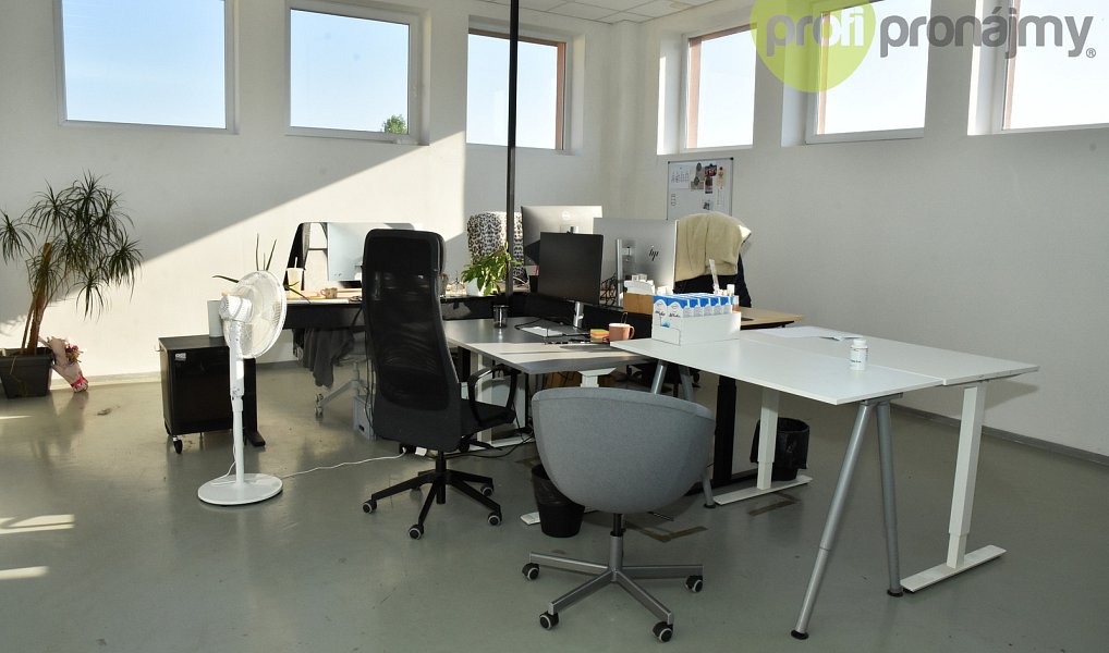 Pronájem výrobních prostor 701 m², Ostrava – náhled fotky 9