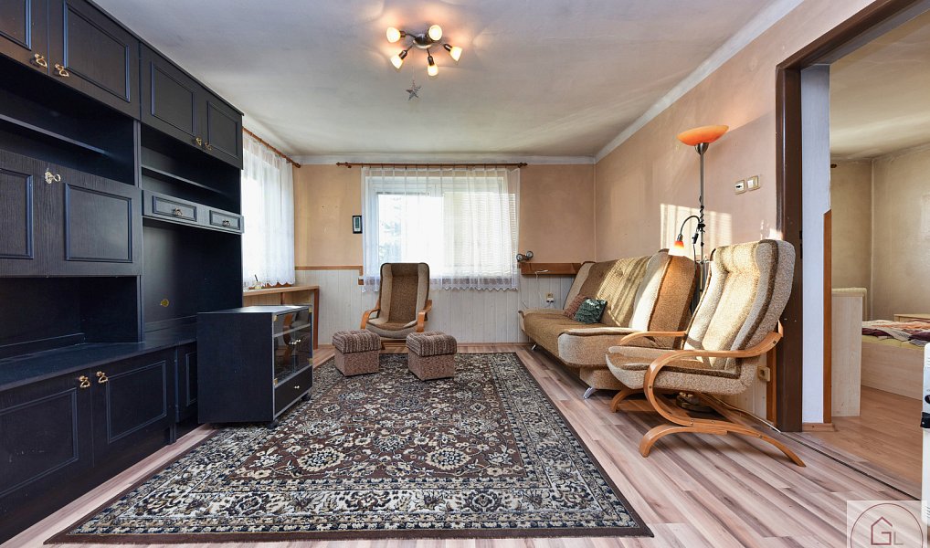 Prodej domu 240 m² s pozemkem 867 m², Černuc – náhled fotky 4