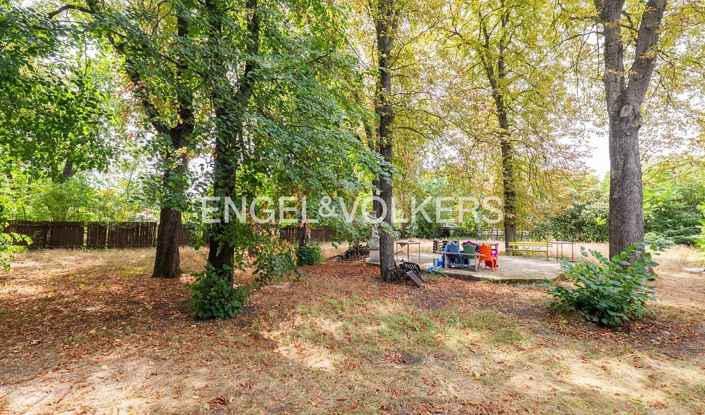 Pronájem kanceláře 849 m², Praha – náhled fotky 12
