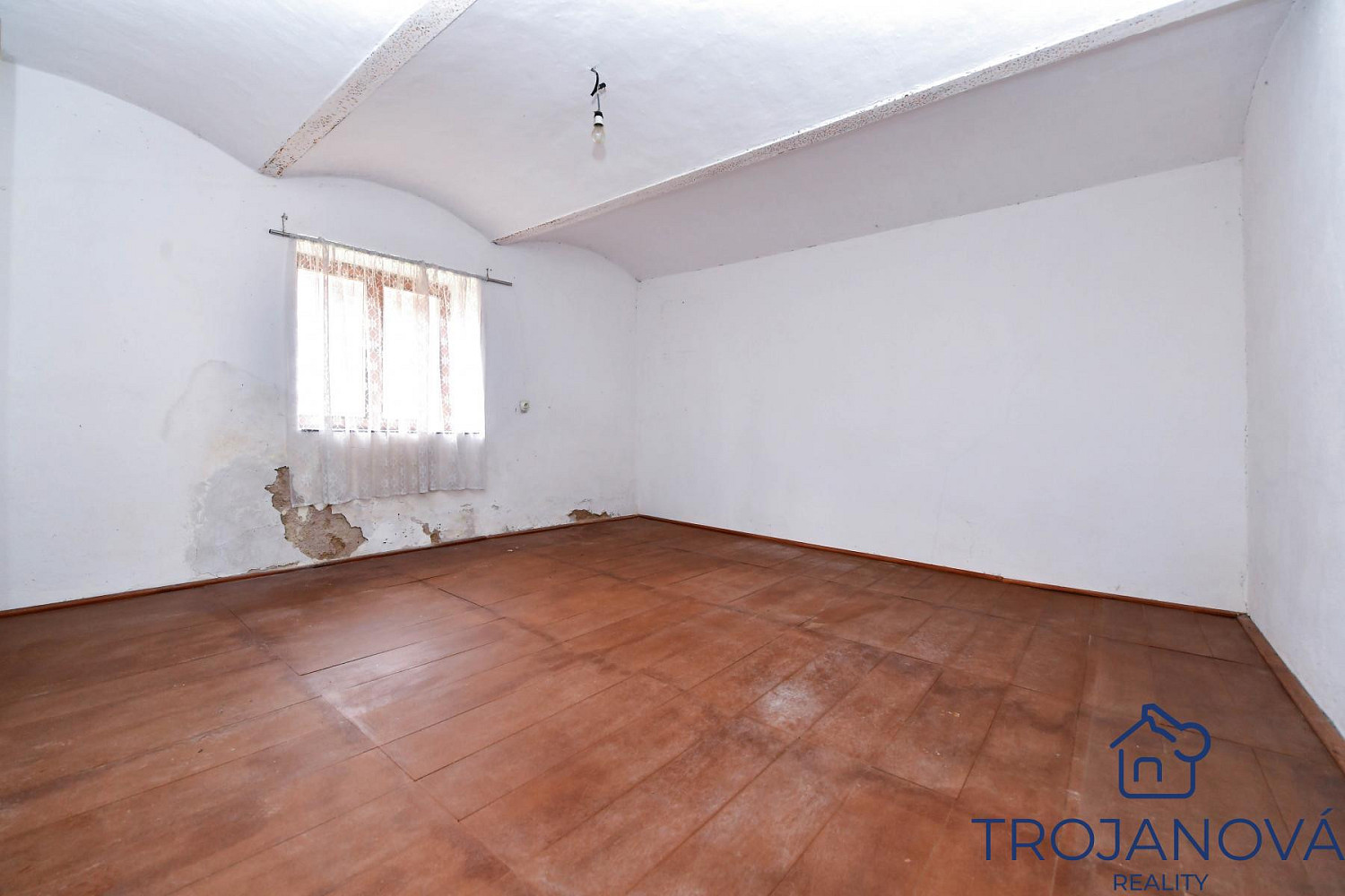 Prodej domu 120 m² s pozemkem 951 m² — photo 2