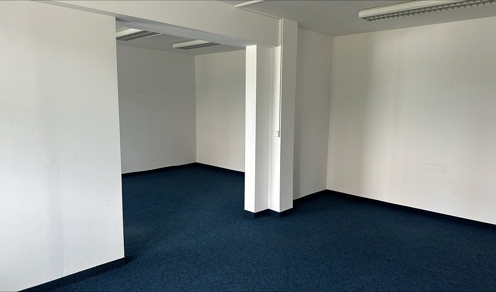 Pronájem kanceláře 42 m², Praha – náhled fotky 2