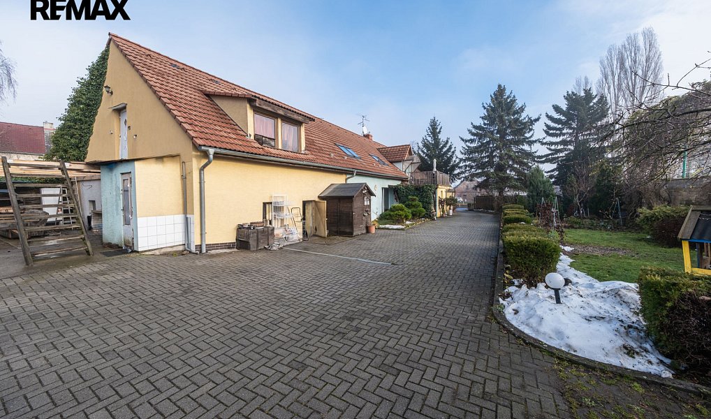 Prodej domu 350 m² s pozemkem 1 872 m², Spořice – náhled fotky 45