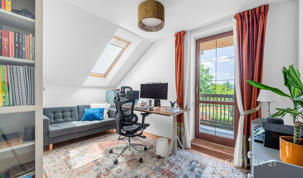 Prodej domu 185 m² s pozemkem 1 343 m², Benešov – náhled fotky 17