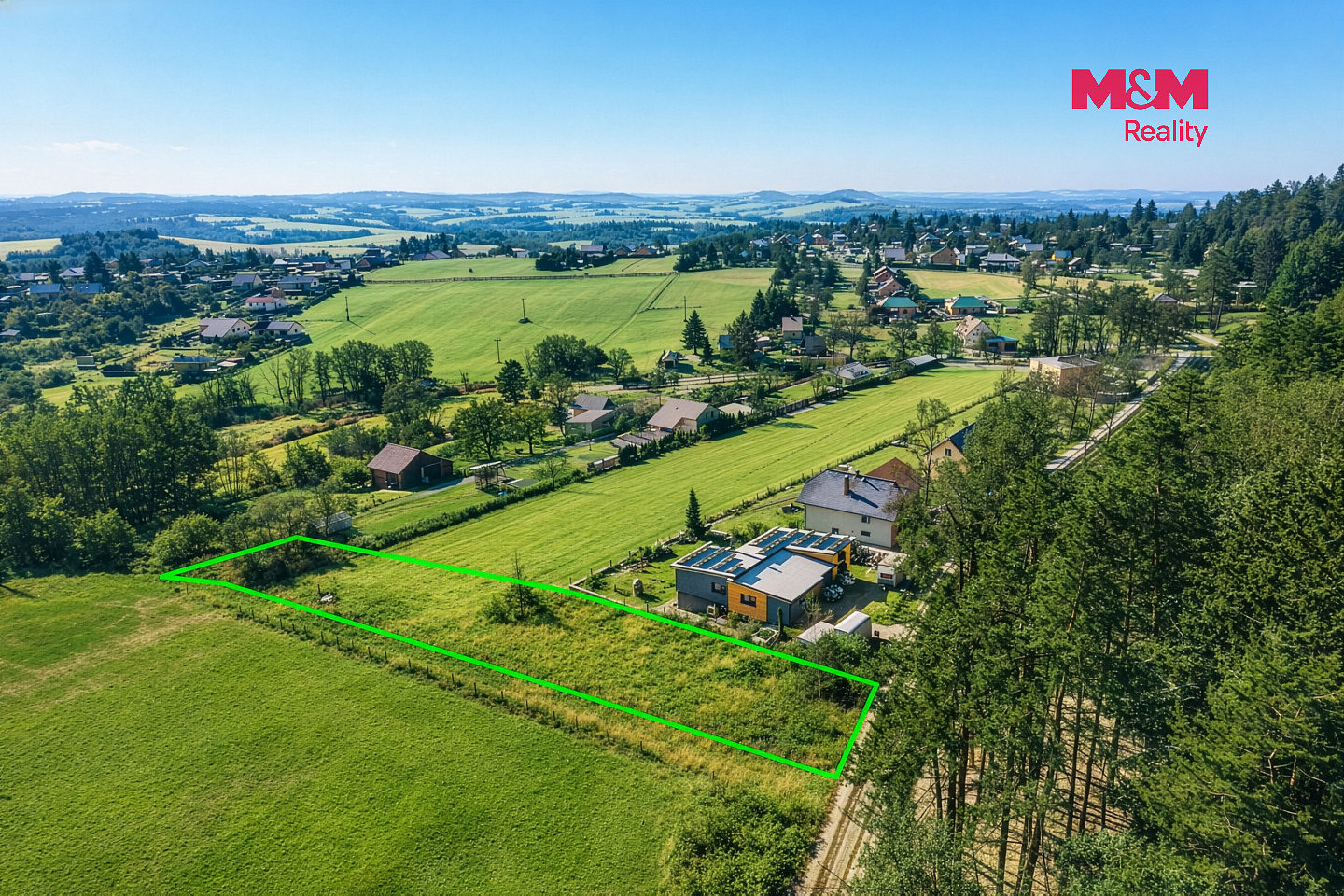 Prodej stavebního pozemku 1 820 m² – fotografie 2