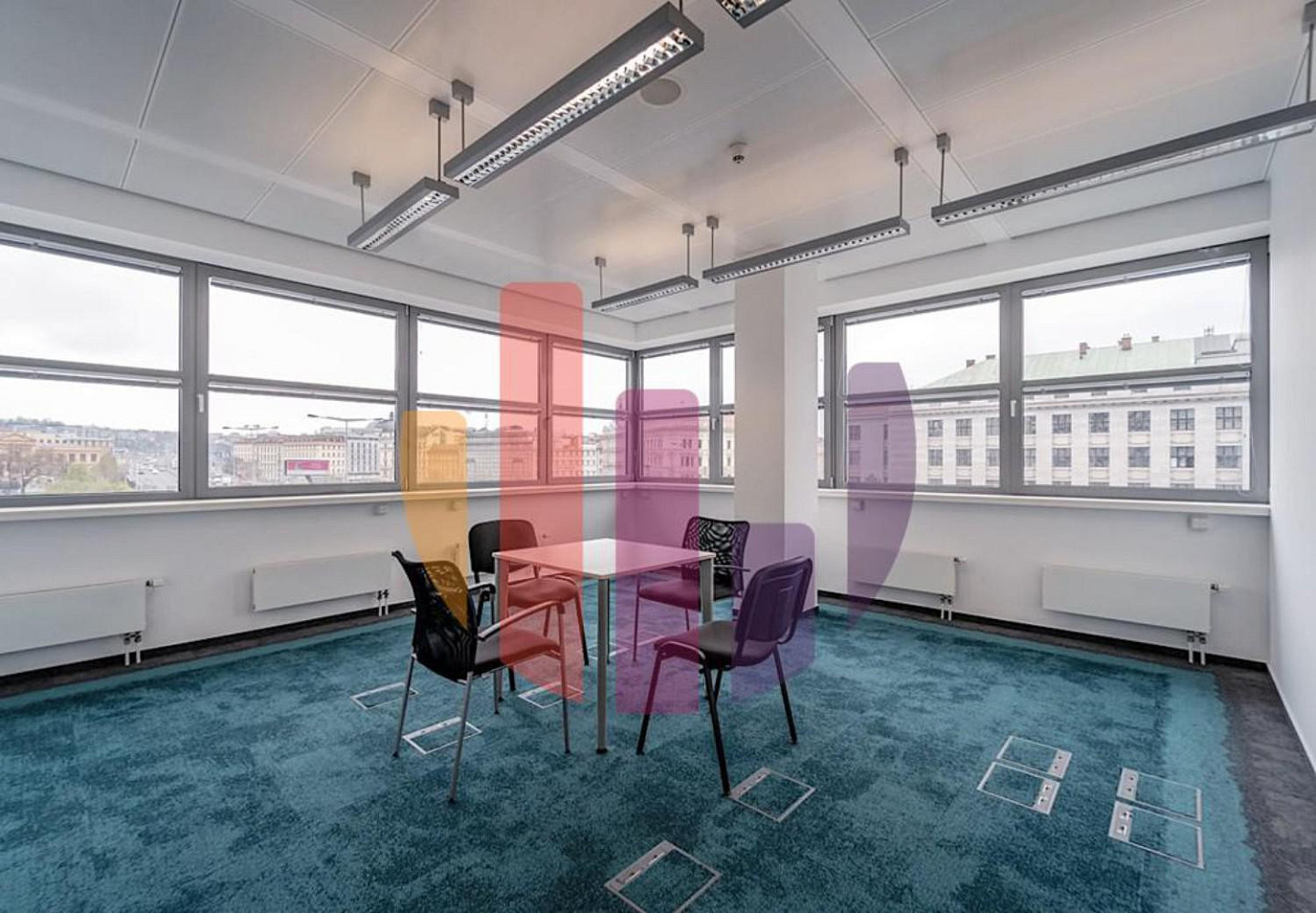 Pronájem kanceláře 574 m² — photo 4