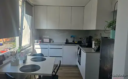 Prodej bytu 1+1 35 m², Větrná, Zlín