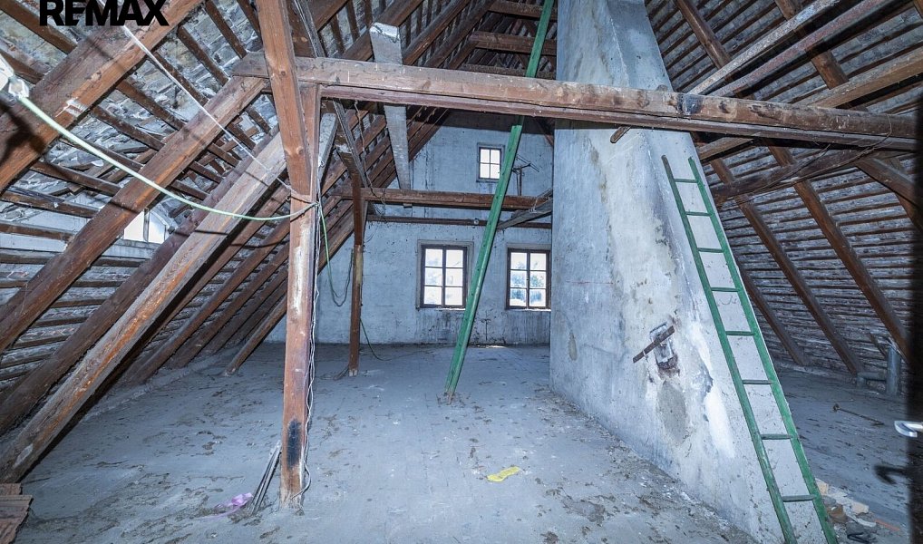 Prodej domu 152 m² s pozemkem 972 m², Hoštka – náhled fotky 28