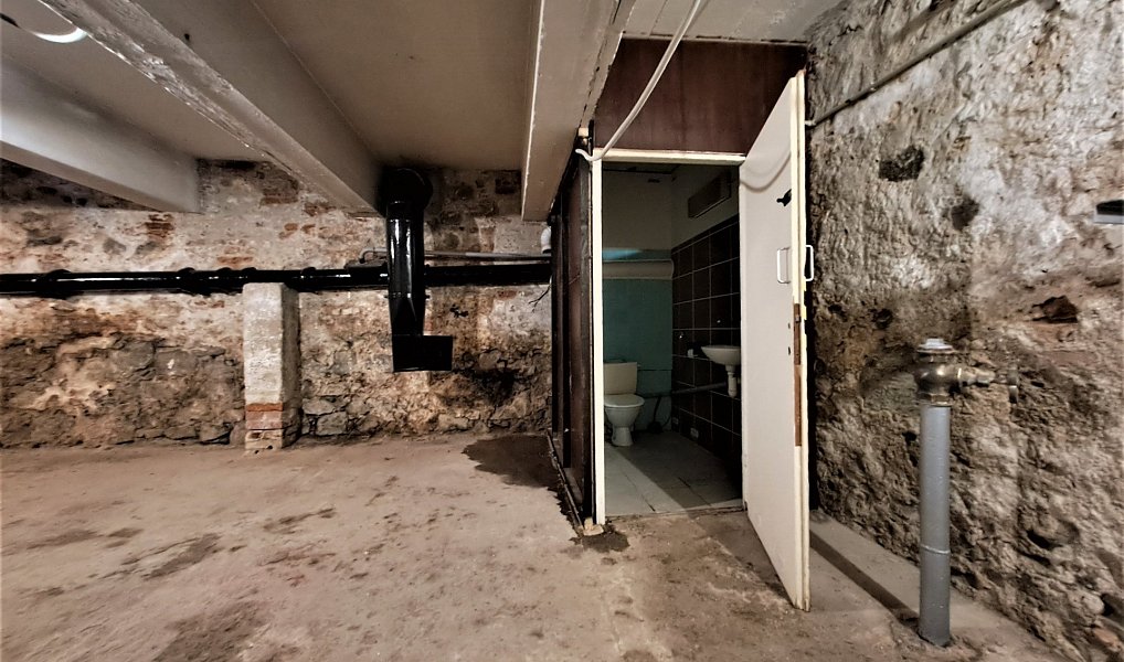 Pronájem skladovacích prostor 162 m², Adamov – náhled fotky 9