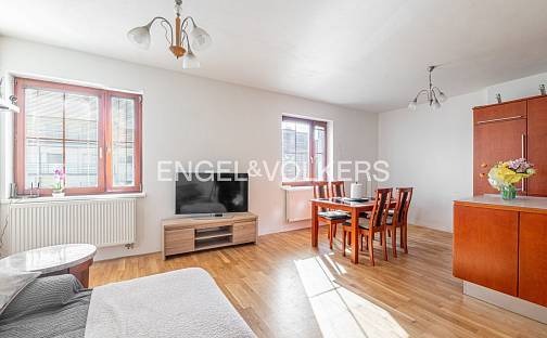 Pronájem bytu 3+kk 120 m², Baranova, Praha 3 - Žižkov