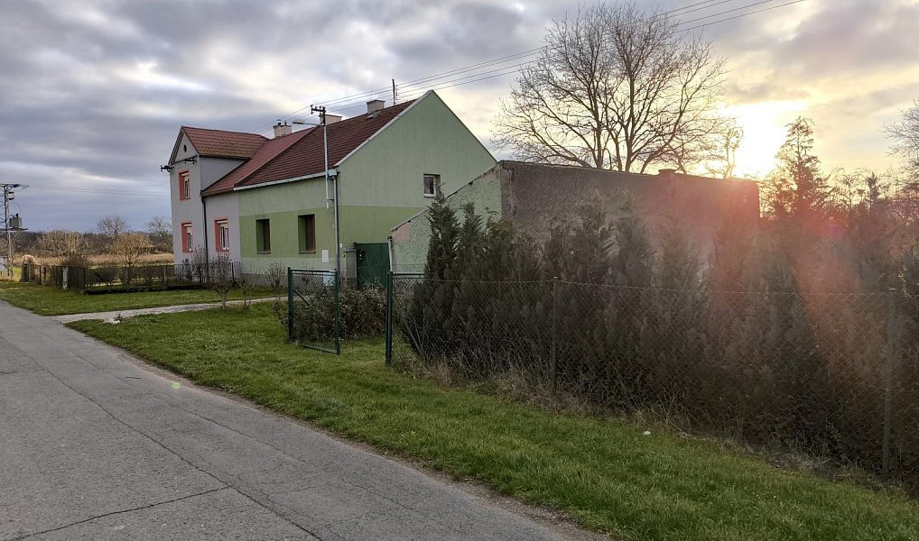 Prodej stavebního pozemku 875 m², Grygov – náhled fotky 9
