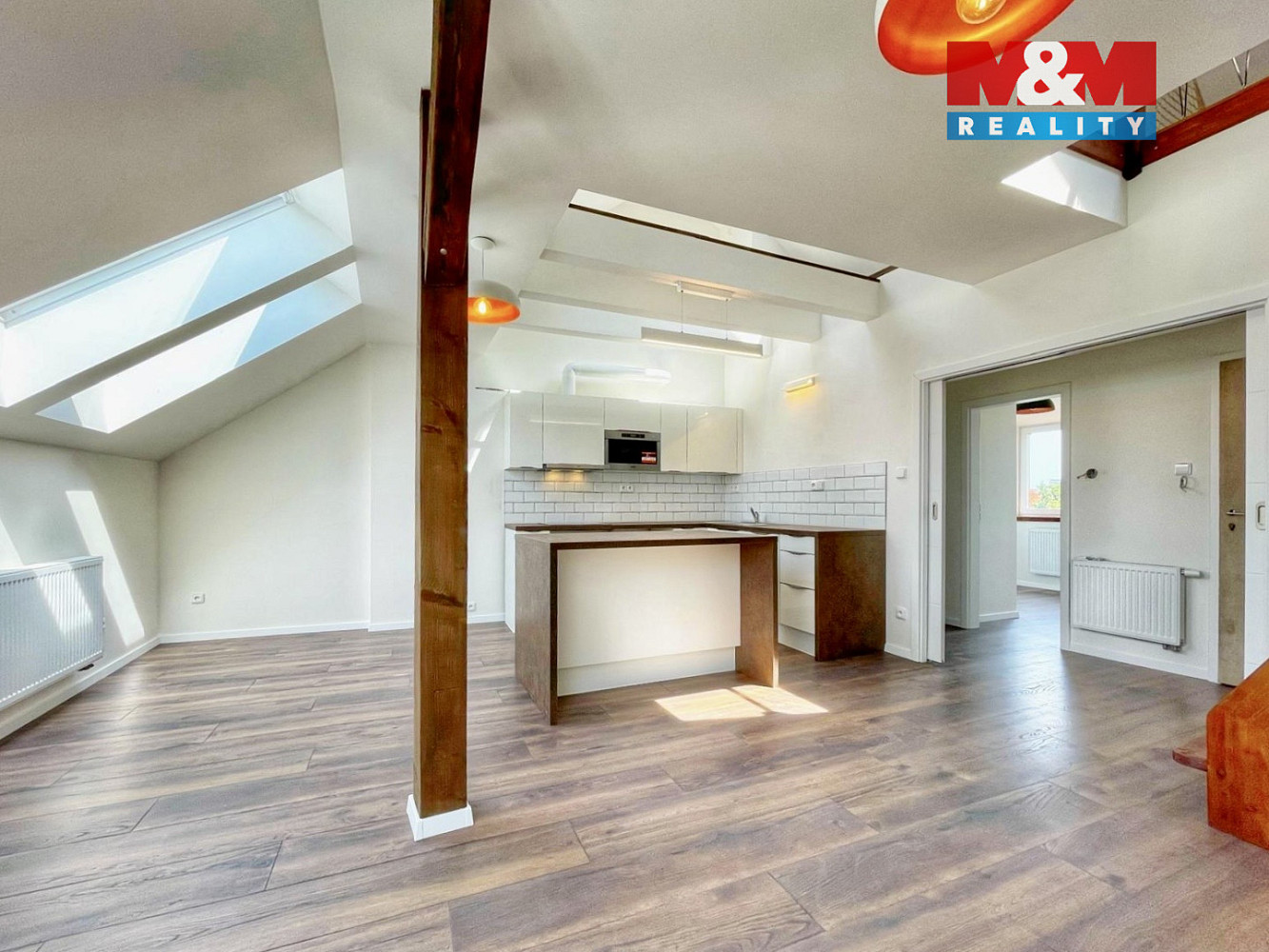 Prodej nájemního domu, činžáku 246 m² – fotografie 4