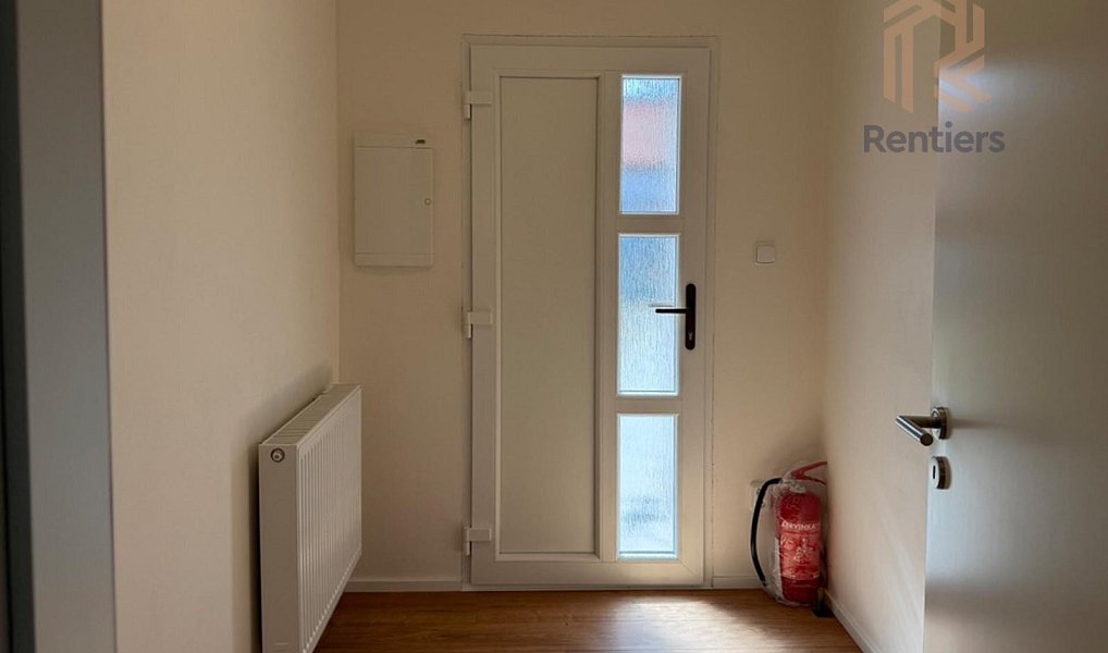 Prodej domu 137 m² s pozemkem 332 m², Rostoklaty – náhled fotky 3