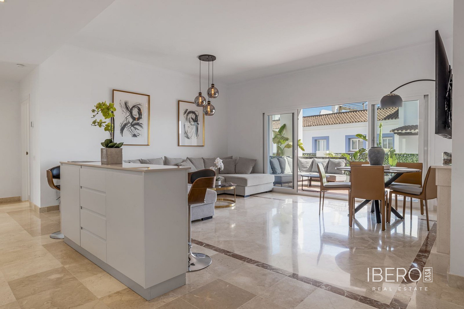 Prodej bytu 4+kk 112 m² — photo 3