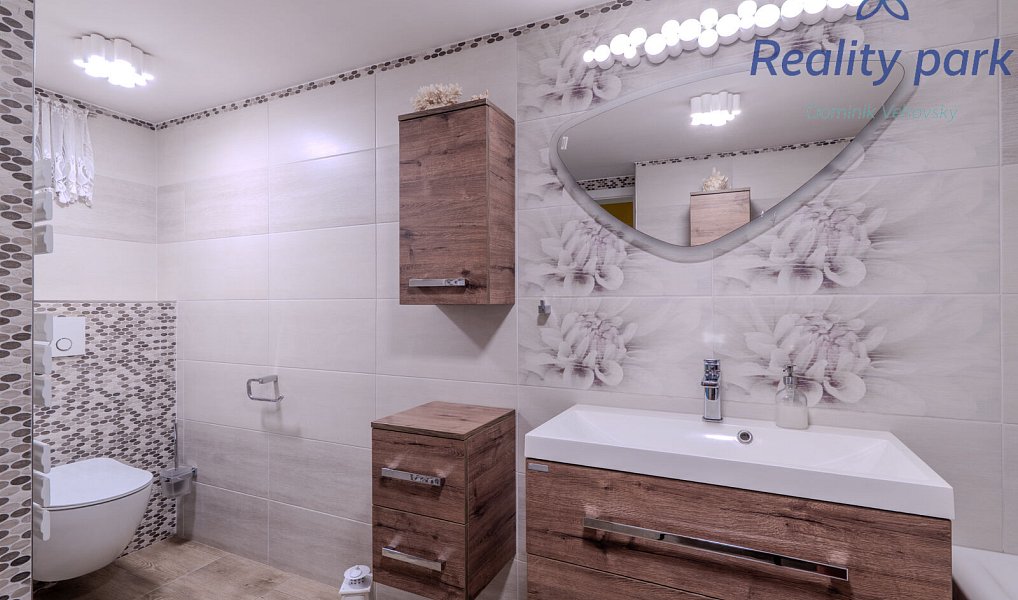 Prodej domu 110 m² s pozemkem 1 594 m², Brumovice – náhled fotky 14