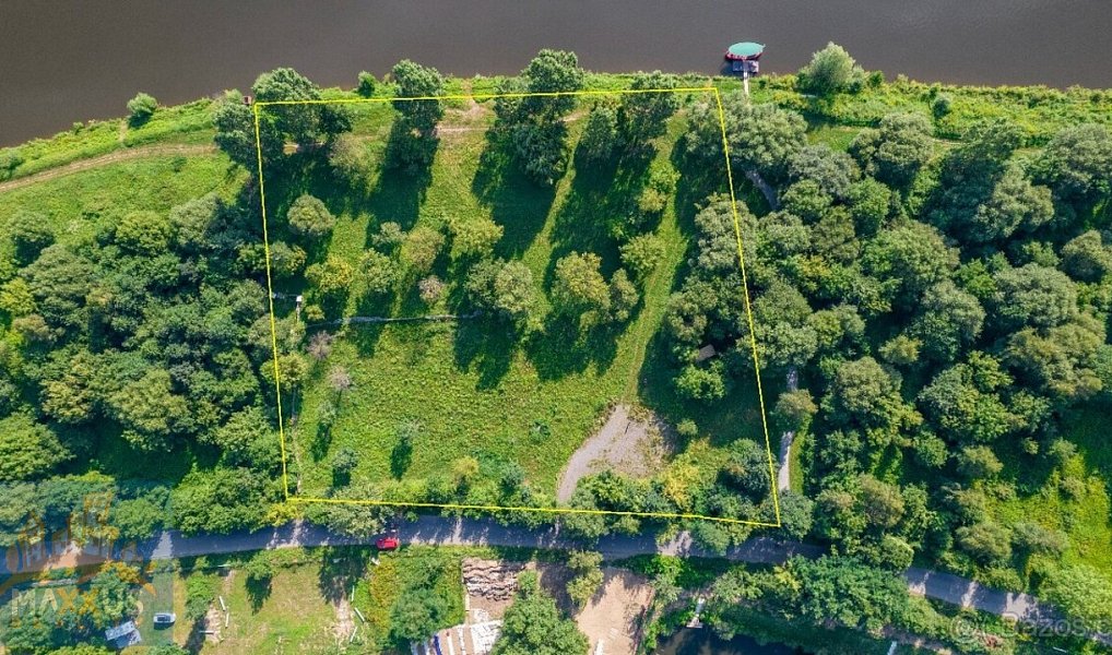 Pronájem komerčního pozemku 200 m², Praha – náhled fotky 2