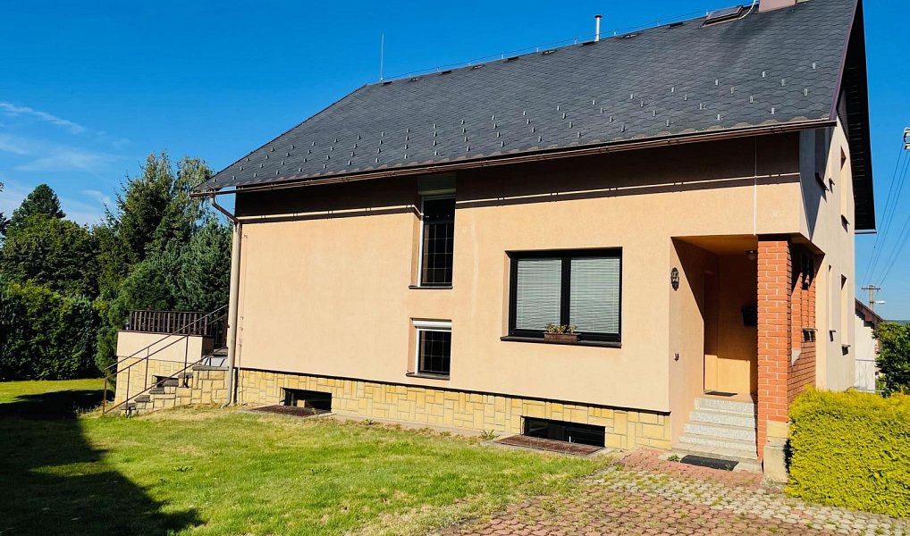 Prodej domu 321 m² s pozemkem 833 m², Liberec – náhled fotky 2