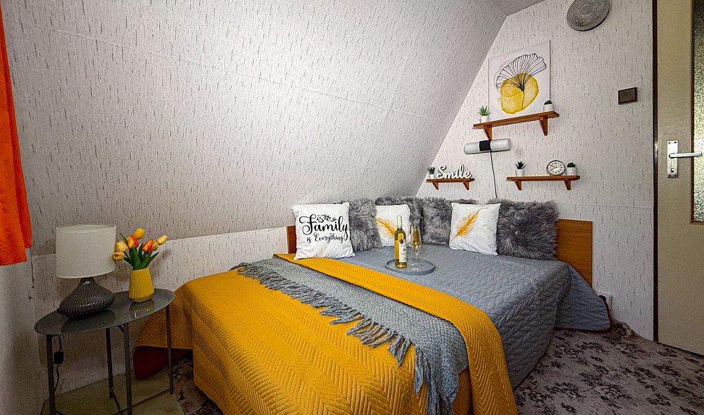 Prodej chaty/chalupy 96 m² s pozemkem 376 m², Římov – náhled fotky 11