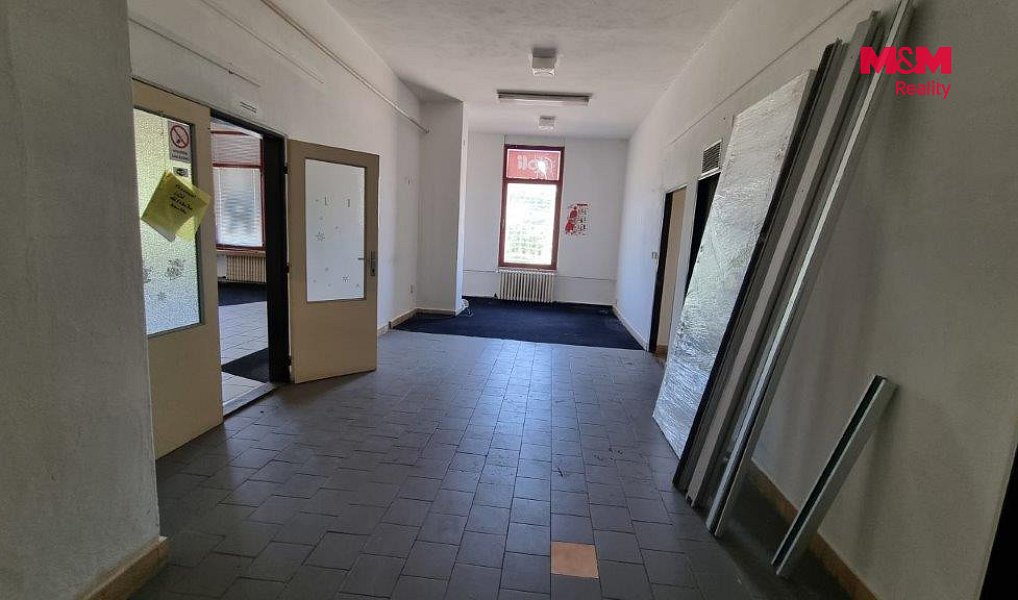 Pronájem obchodních prostor 270 m², Orlová – náhled fotky 3