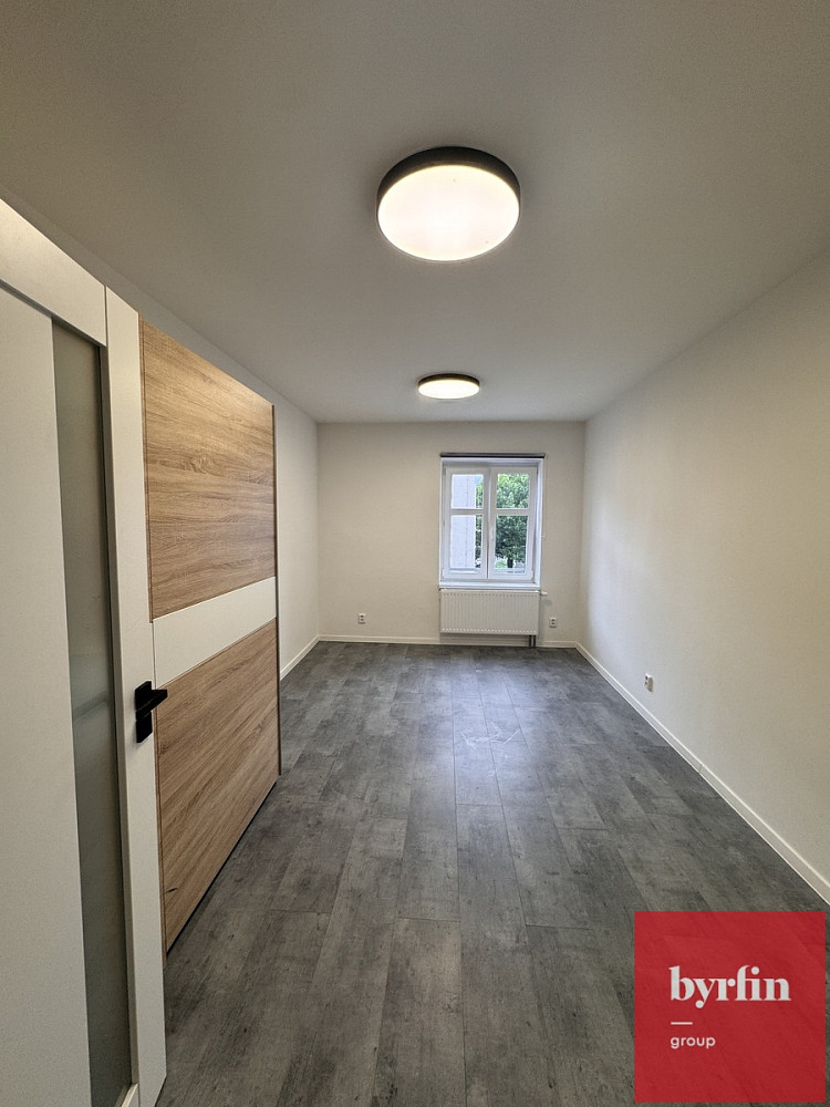 Pronájem bytu 2+kk 55 m² – fotografie 5