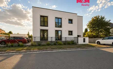 Pronájem bytu 1+kk 32 m², Bohdanečská, Pardubice - Trnová
