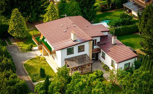 Prodej domu 230 m² s pozemkem 1 487 m², Dobročovická, Úvaly, okres Praha-východ