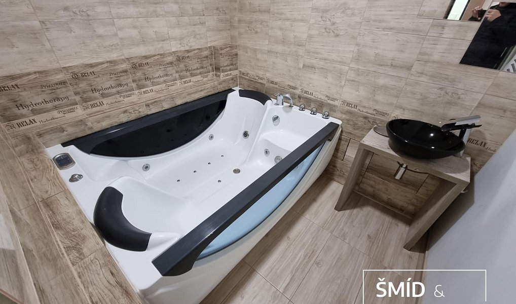 Prodej ubytovacího objektu 828 m², Světlá nad Sázavou – náhled fotky 9