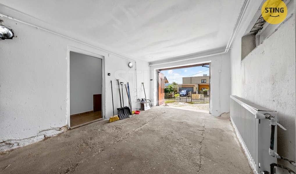 Prodej domu 220 m² s pozemkem 689 m², Dolní Lhota – náhled fotky 9