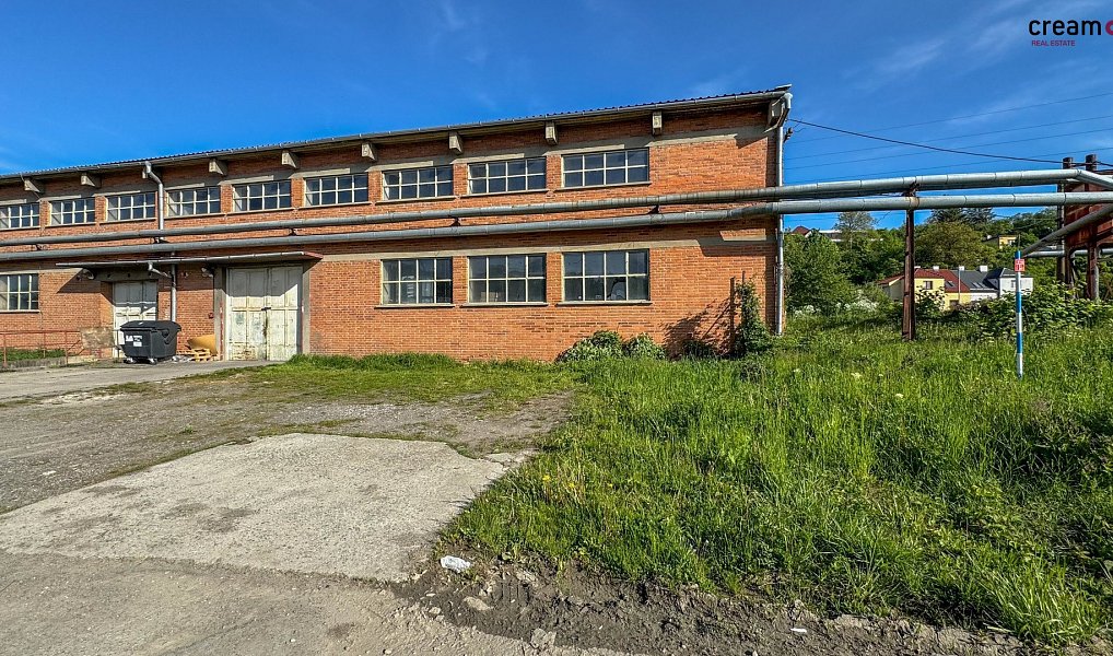 Pronájem komerčního pozemku 172 m², Zlín – náhled fotky 2
