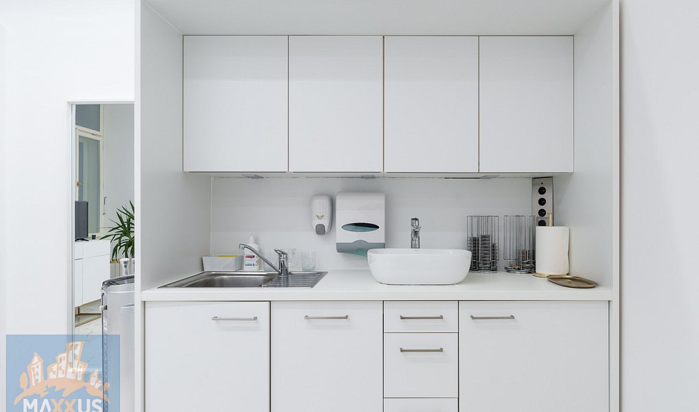 Pronájem obchodních prostor 140 m², Praha – náhled fotky 5