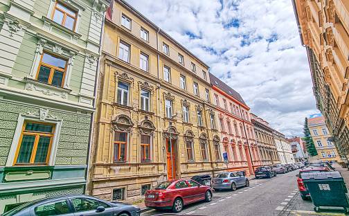 Pronájem bytu 2+1 80 m², Dr. Tůmy, České Budějovice - České Budějovice 3