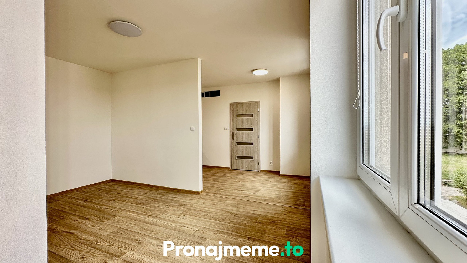 Pronájem bytu 2+kk 42 m² – fotografie 4